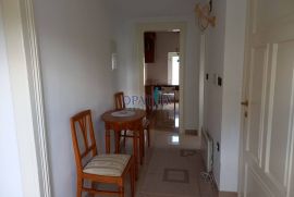 Opatija, Volosko, stan u staroj vili s terasom, Opatija, Appartement