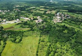 Poljoprivredno zemljište na rubu urbanizacije, Bale, Land