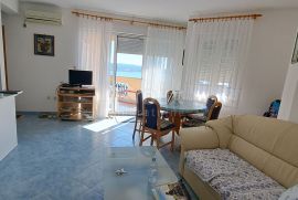 CRIKVENICA - lijepi dvosobni stan s pogledom na more, Crikvenica, Appartment