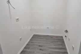 Stenjevec -stan/poslovni prostor-  prizemlje - 63m2 - 139 000 EUR, Zagreb, Wohnung