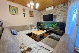 HITNO!! TROSOBAN STAN U ROVINJU S LIJEPIM POGLEDOM, Rovinj, Apartamento