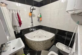 HITNO!! TROSOBAN STAN U ROVINJU S LIJEPIM POGLEDOM, Rovinj, Apartamento