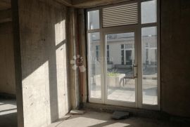 Krnjevo - odličan mali prostor u novijoj gradnji, Rijeka, Poslovni prostor