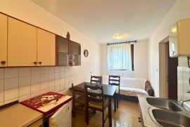 Crikvenica - Jednosoban stan u visokom prizemlju, Crikvenica, Appartement