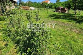 Barajevo, Guncati, Slobodana Penezića Krcuna, 60a, Barajevo, Land