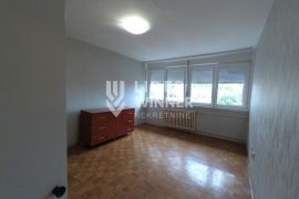 Hitna prodaja 2.0 Zemun, Karlovačka odmah useljiv, uknjižen ID#129164, Zemun, Apartamento