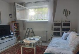 Stan u suterenu na mirnoj lokaciji, Umag, Istra, Umag, Appartment