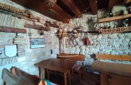 Posedarje - restoran/konoba atraktivna lokacija! 298000€, Posedarje, Εμπορικά ακίνητα