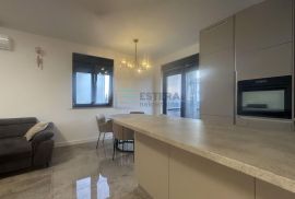 Stan PRODAJA Biograd na Moru 72,62 m2, 2 parkinga, spremište, Biograd Na Moru, Flat