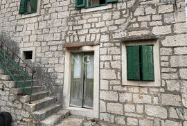 Brač, Novo Selo -  autentična stara kamena kuća, 120 m2, Selca, House