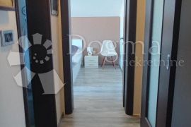 Zadar, Stanovi - Jeftin stan u mirnom dijelu grada, Zadar, Apartamento