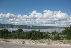 Građevinsko zemljište u Maslenici, Jasenice, Terrain