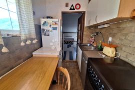 Nedaleko Baške, apartman na prodaju, Baška, Appartamento