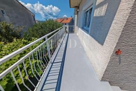 Trosobni stan s prekrasnim pogledom, Crikvenica, Appartement