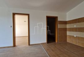 Apartman Vlašić prodaja 2.200 KM/m2, Travnik, Appartamento