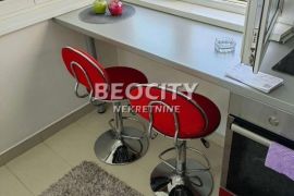 Novi Sad, Bulevar Oslobođenja, , 2.5, 60m2, Novi Sad - grad, Flat