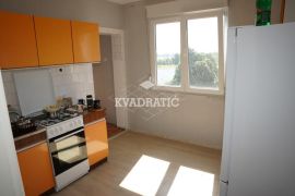 Stari Slankamen, 72m2, 3.0, Dunav, Uknjižen, Inđija, Apartamento