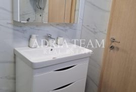 APARTMANI S POGLEDOM NA MORE, POTPUNO NAMJEŠTENI - POVLJANA, PAG, Povljana, Appartamento