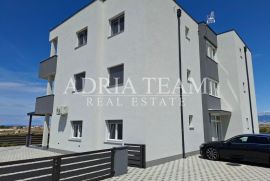 APARTMANI S POGLEDOM NA MORE, POTPUNO NAMJEŠTENI - POVLJANA, PAG, Povljana, Appartment