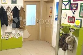 Gornji Bukovac-Stan 75 m2 s terasom i 2 parkirna mjesta!!!, Maksimir, شقة