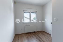 Požega, luksuzan četverosoban dvoetažni stan 104 m2, Požega, Appartement