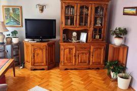 Odlična porodična kuća na Panteleju, 400m2 ID#3558, Niš-Pantelej, Ev