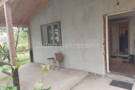 Veliki Borak, uknjižena vikend kuća, Barajevo, House