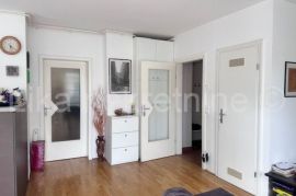 ZAGREB-PERJAVICA 2,5S, 72m2, 3kat open space, terasa, garaža, Zagreb, Apartamento