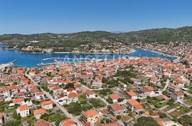 Korčula, Vela Luka, građevno zemljište s dozvolom - 786 m2 - PRILIKA!, Vela Luka, Tierra