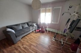 Prodaja samostojeće kuće na Gornjem Zametu S+1  150 m2, Rijeka, Maison