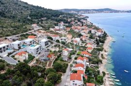 Vila sa Bazenom P+1 70m od mora, Rogoznica, Σπίτι