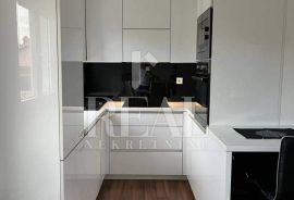 Prodaja moderno uređenog stana na Gornjem Zamet  3S+DB  90.74 M2, Rijeka, Appartement