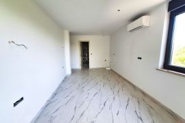 KRK - PRESTIŽAN DVOETAŽNI APARTMAN U NOVOGRADNJI, Krk, Daire