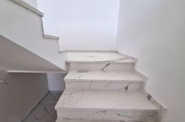 KRK - PRESTIŽAN DVOETAŽNI APARTMAN U NOVOGRADNJI, Krk, Appartment