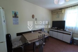 Retko u ponudi, mirna lokacija ID#129188, Zemun, شقة