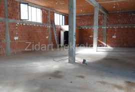 Altina, izdavanje magacinskog prostora, Zemun, Commercial property