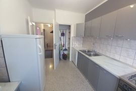 OPATIJA, CENTAR - komforan stan s balkonom i pogledom na more blizu centra Opatije, Opatija, Apartamento