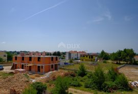 ZADAR, VRSI - Prostrani četverosobni penthouse blizu mora, S5, Vrsi, Flat