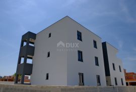 ZADAR, VRSI - Moderno opremljen stan u novogradnji, S4, Vrsi, Appartment