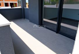 ZADAR, VRSI - Elegantan stan s vrtom i terasom, S1, Vrsi, Appartment