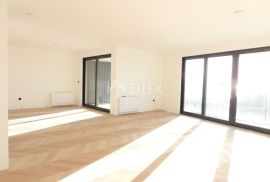 OPATIJA, CENTAR- stan 180.97m2 DB+4S s panoramskim pogledom na more- 2.KAT- STAN 202, Opatija, شقة