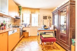 Zagreb, Medvedgradska ulica, trosoban stan 75 m2, Zagreb, Flat