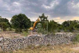 Pridraga - zemljište 1047m2 s građevinskom dozvolom!! 87000€, Novigrad, Terra