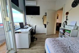 RIJEKA, KRNJEVO - novouređen stan, 2S+DB, 3.kat, lođa, pogled na more, Rijeka, Appartamento