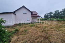 GOSPIĆ - Kaniža Gospićka, obiteljska kuća s garažom, Gospić - Okolica, House