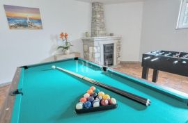 Istra,Jadreški kuća za odmor sa tri odvojena stana,bazen,5 km od mora!, Ližnjan, Famiglia