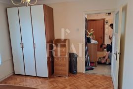 Najam komfornog stana na Pećinama 2S+DB  78 M2, Rijeka, Appartment