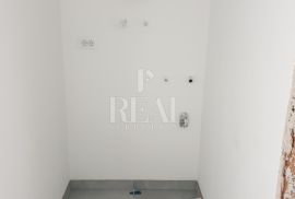 RAB-BANJOL, stan u prizemlju novogradnje od 106,5 m2, 3S+DB, Rab, Appartment