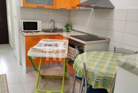 Dvosoban stan u Trogiru, Trogir, Appartement