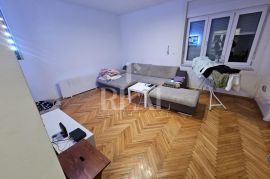 Samostojeća kuća Kozala 200 m2,dva stana,okućnica, Rijeka, Haus